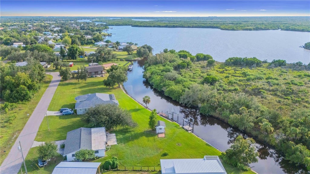 Photo of 333 Hile Lane, Punta Gorda, FL 33982 (MLS # C7531387)