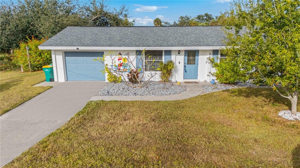 Photo of 333 Hile Lane, Punta Gorda, FL 33982 (MLS # C7531387)
