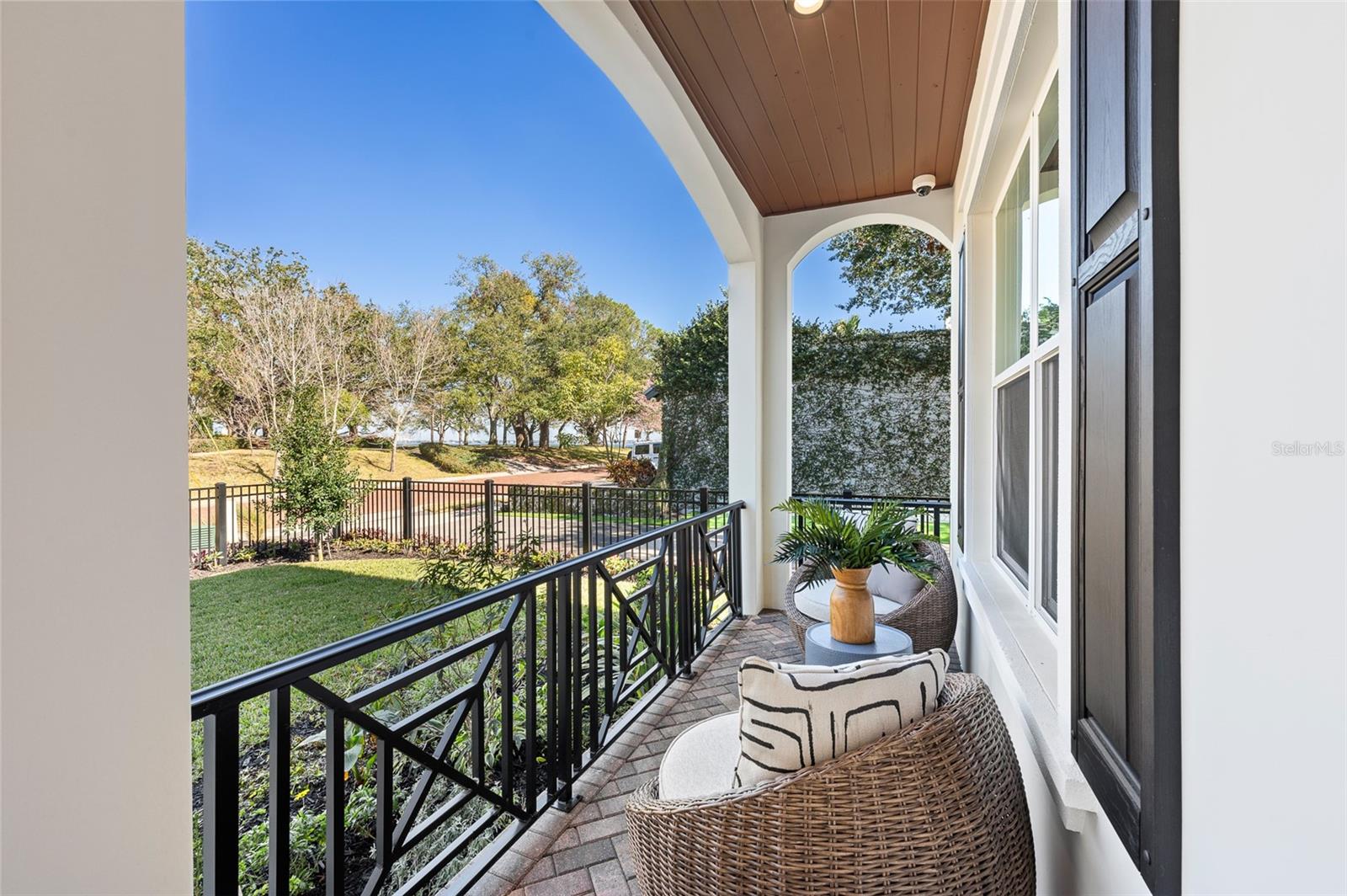 BAYSHORE BEAUTIFUL - Residential