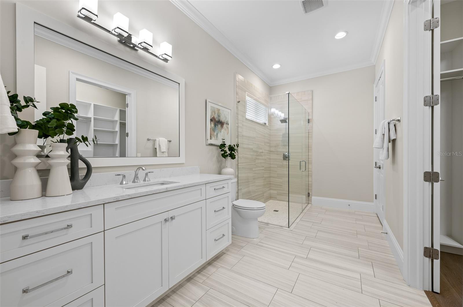 BAYSHORE BEAUTIFUL - Residential