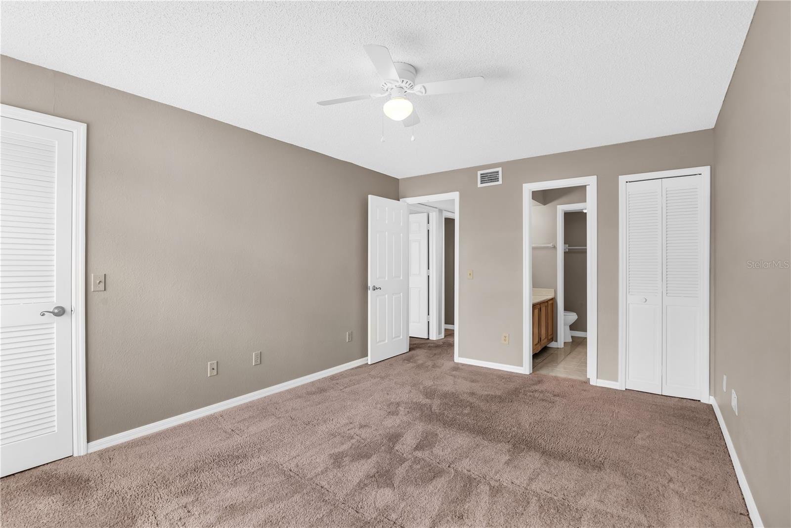 TOWNES OF SOUTHGATE CONDO - Residential