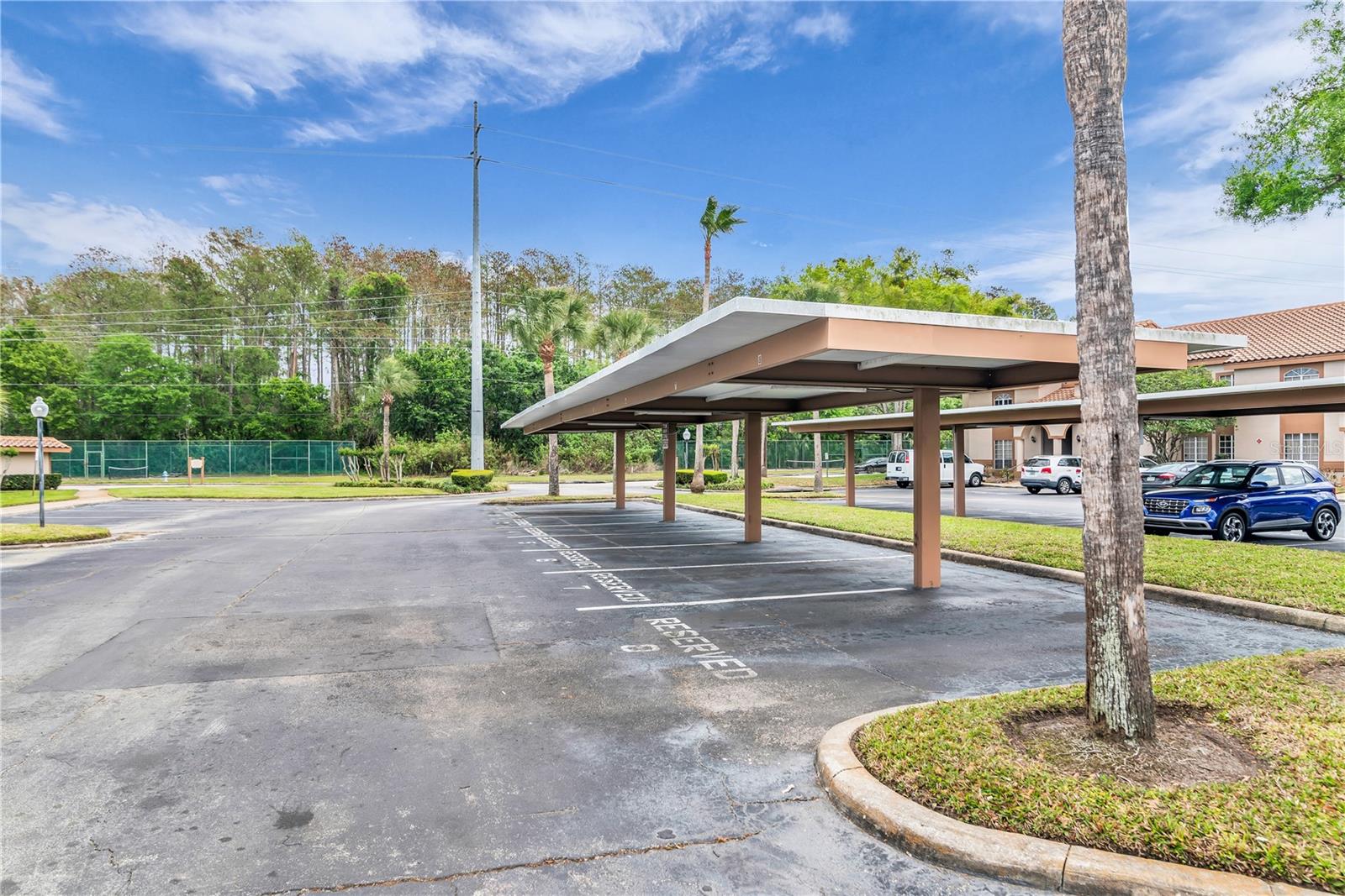 TOWNES OF SOUTHGATE CONDO - Residential