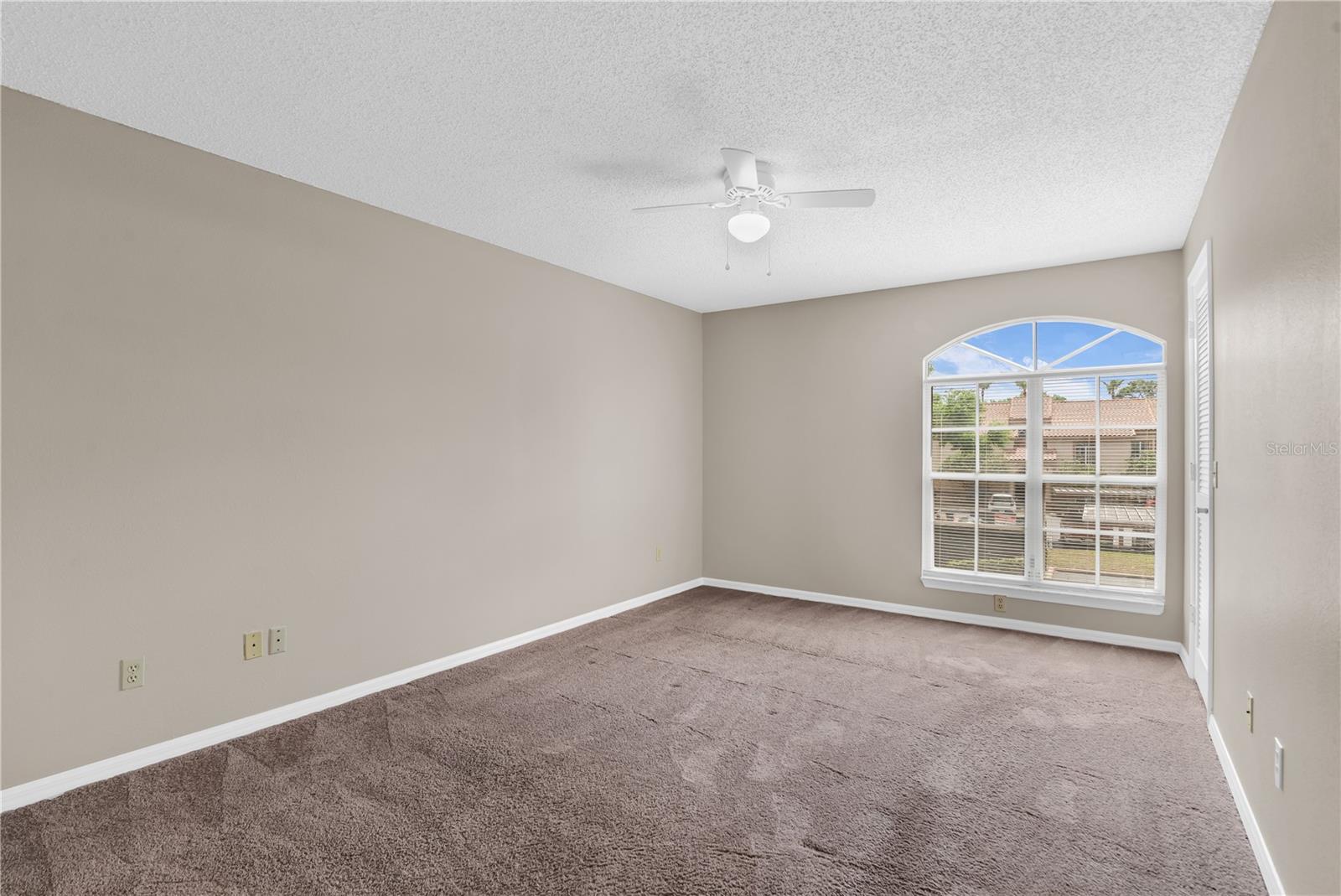 TOWNES OF SOUTHGATE CONDO - Residential