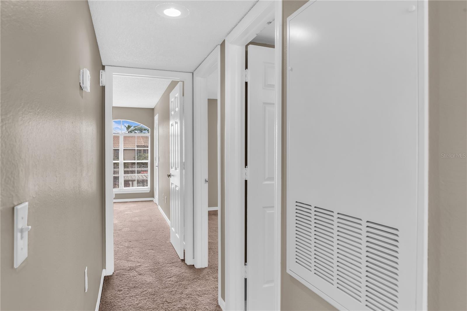 TOWNES OF SOUTHGATE CONDO - Residential