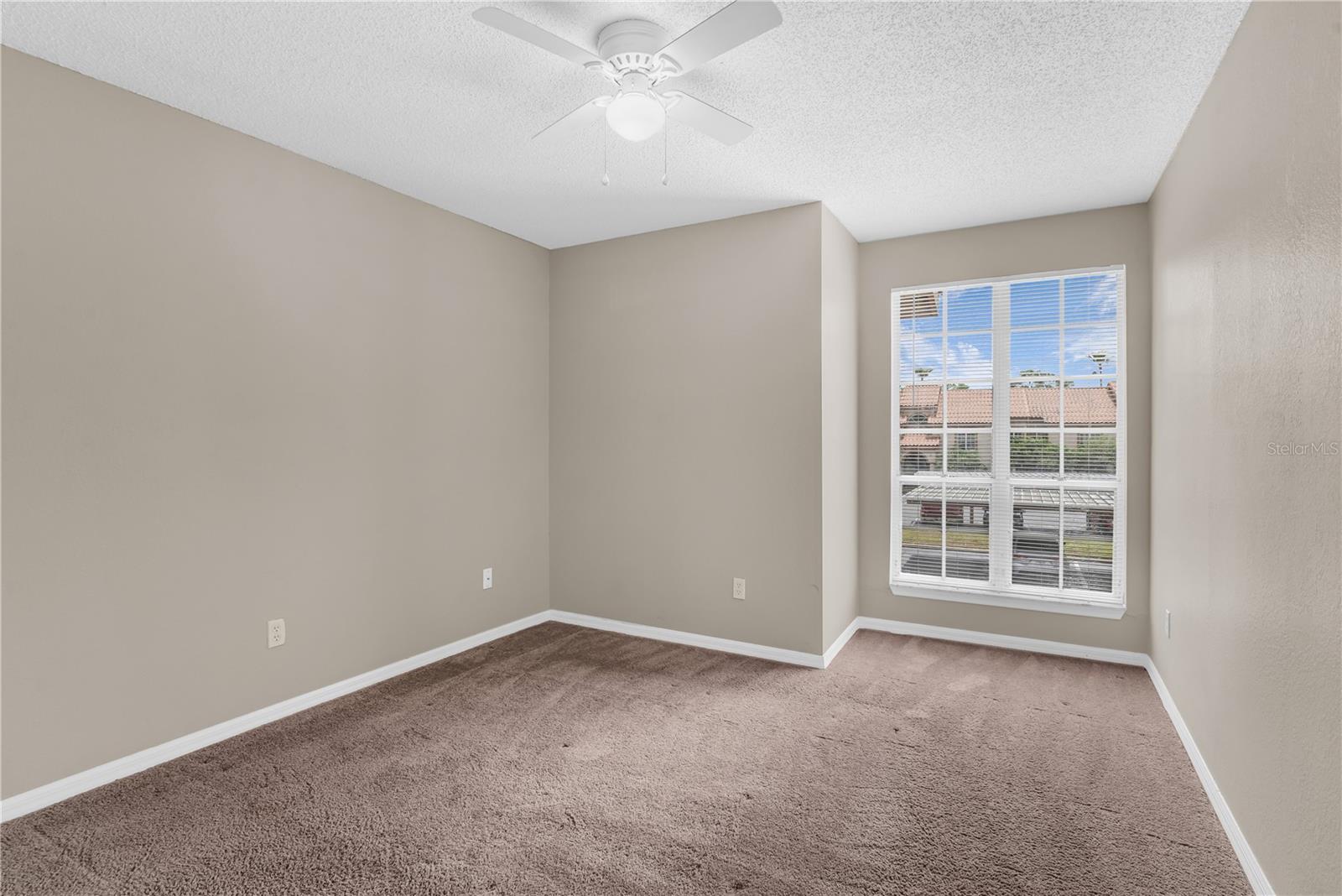 TOWNES OF SOUTHGATE CONDO - Residential