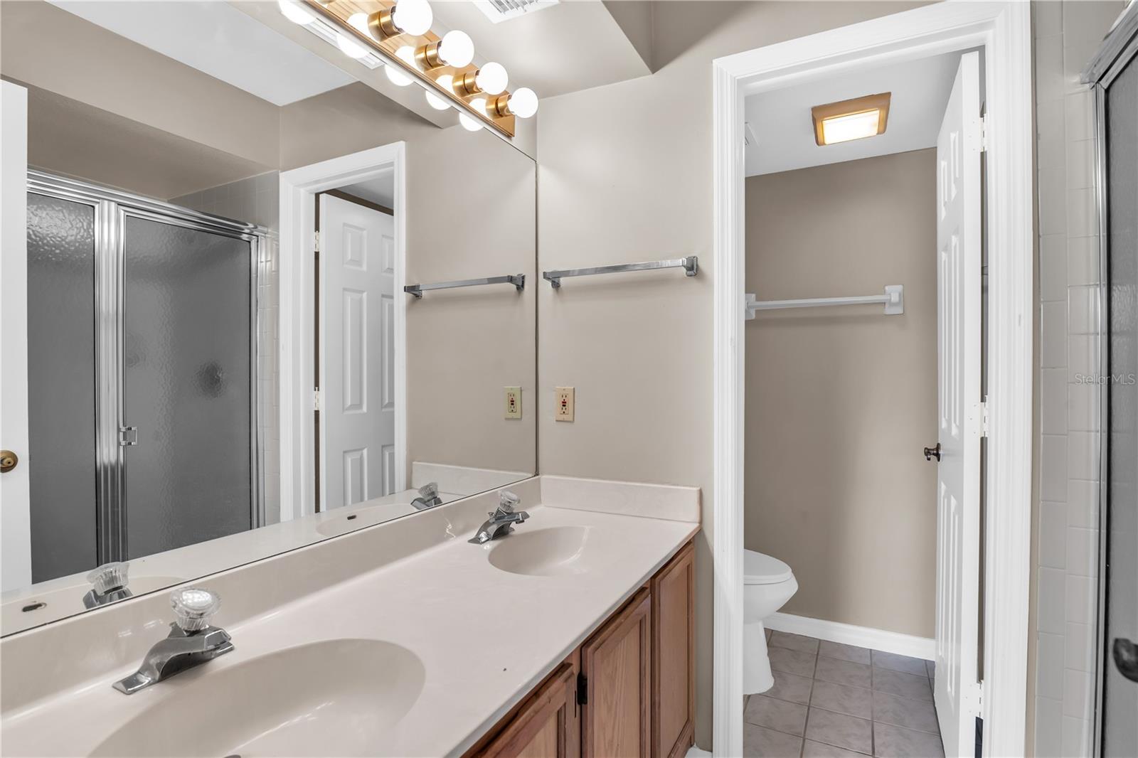 TOWNES OF SOUTHGATE CONDO - Residential