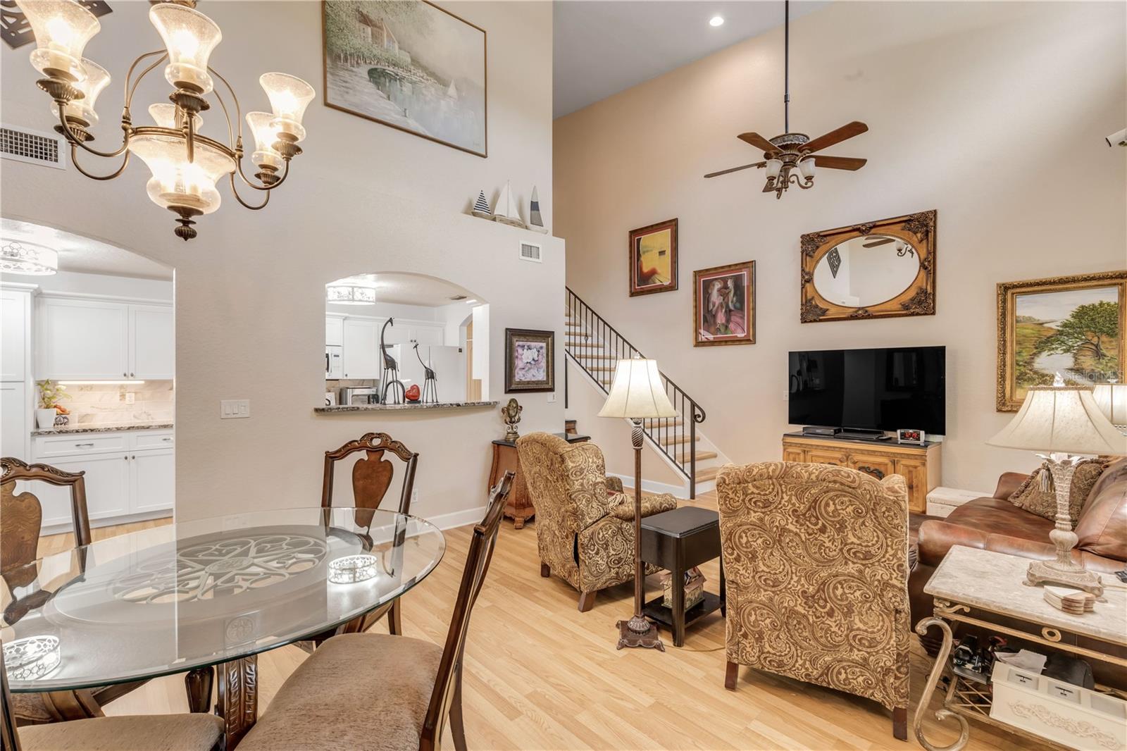 HAWKS COVE - Residential