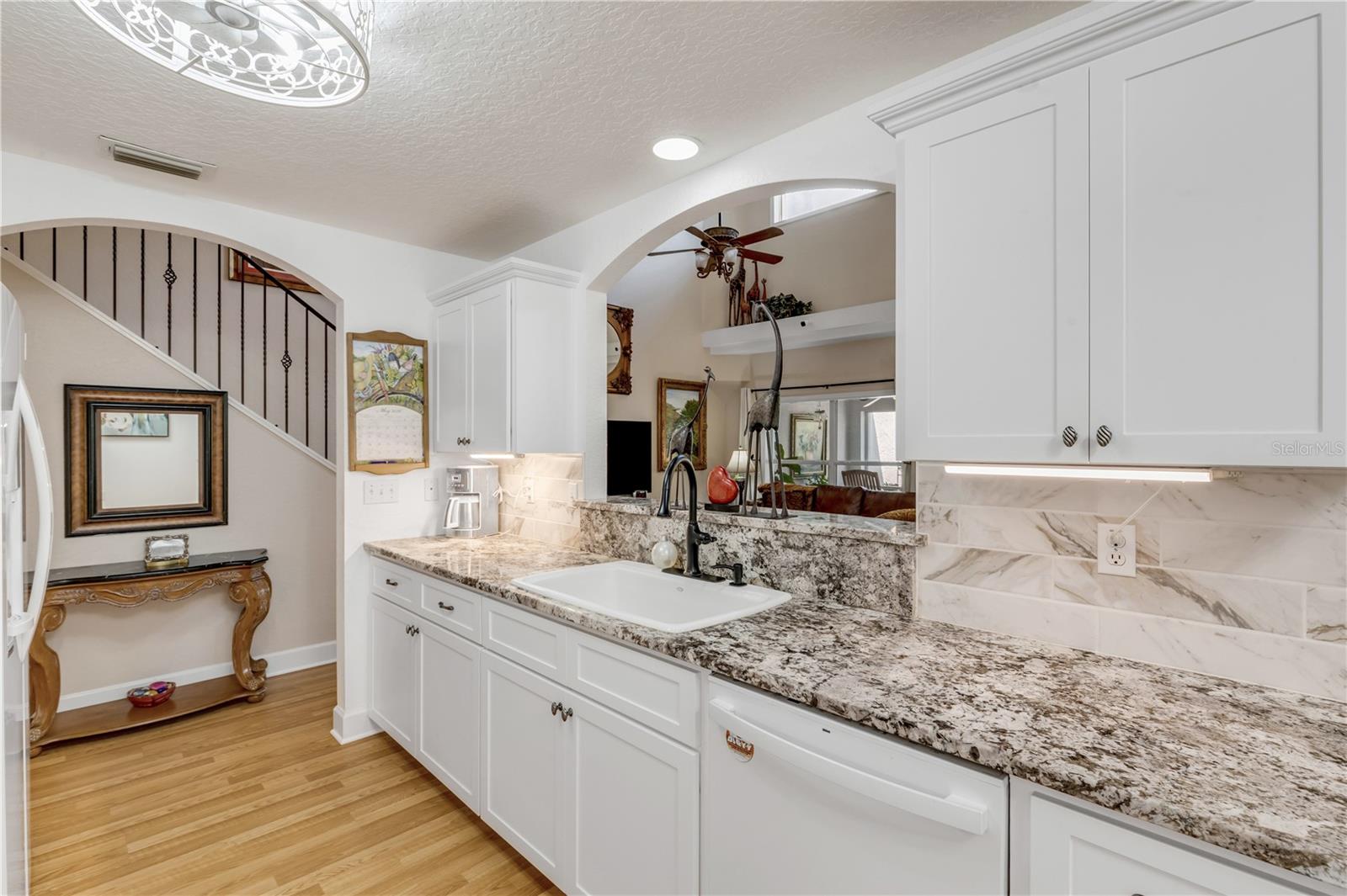 HAWKS COVE - Residential