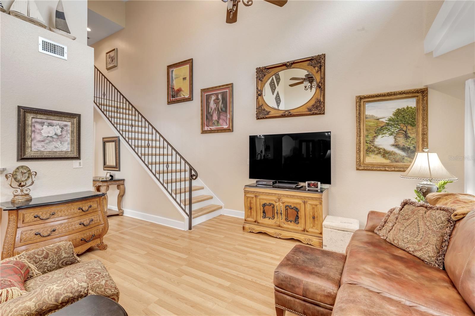 HAWKS COVE - Residential