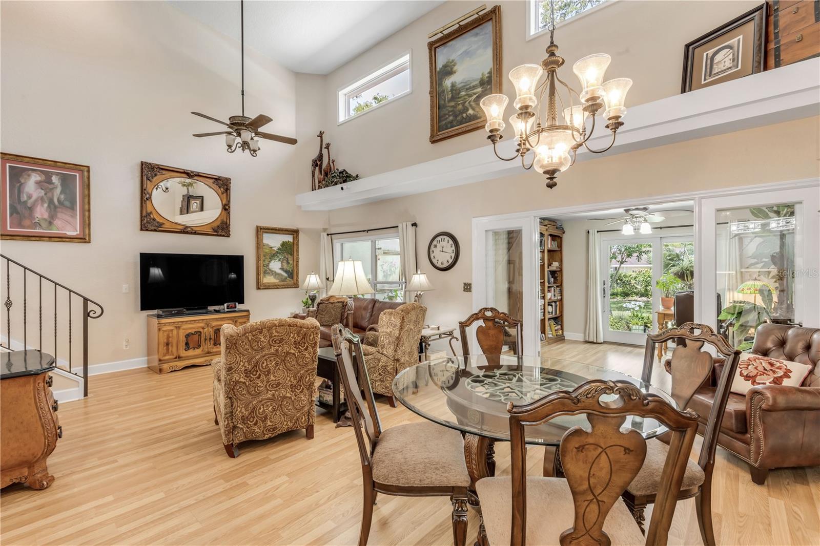 HAWKS COVE - Residential