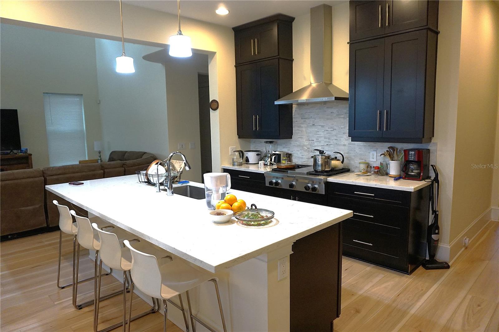 SIGNATURE LAKES PH 3B-2 & 3B-3 - Residential Lease