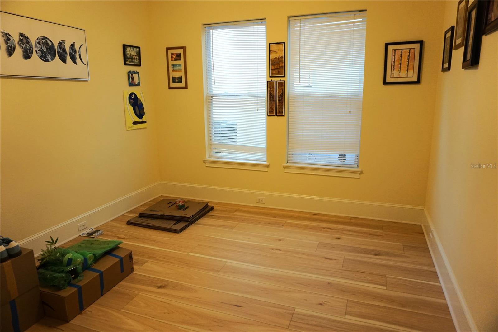 SIGNATURE LAKES PH 3B-2 & 3B-3 - Residential Lease