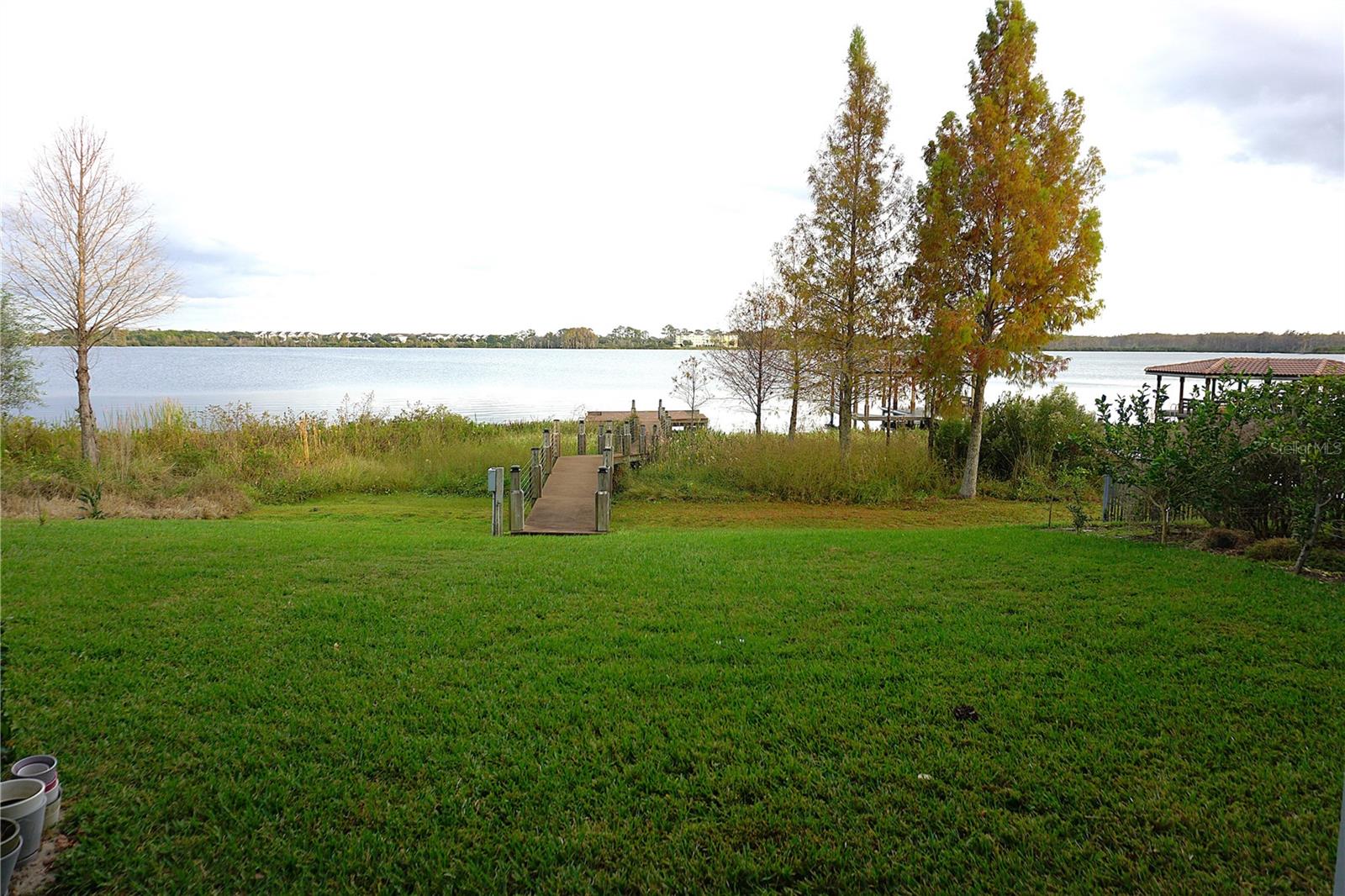 SIGNATURE LAKES PH 3B-2 & 3B-3 - Residential Lease