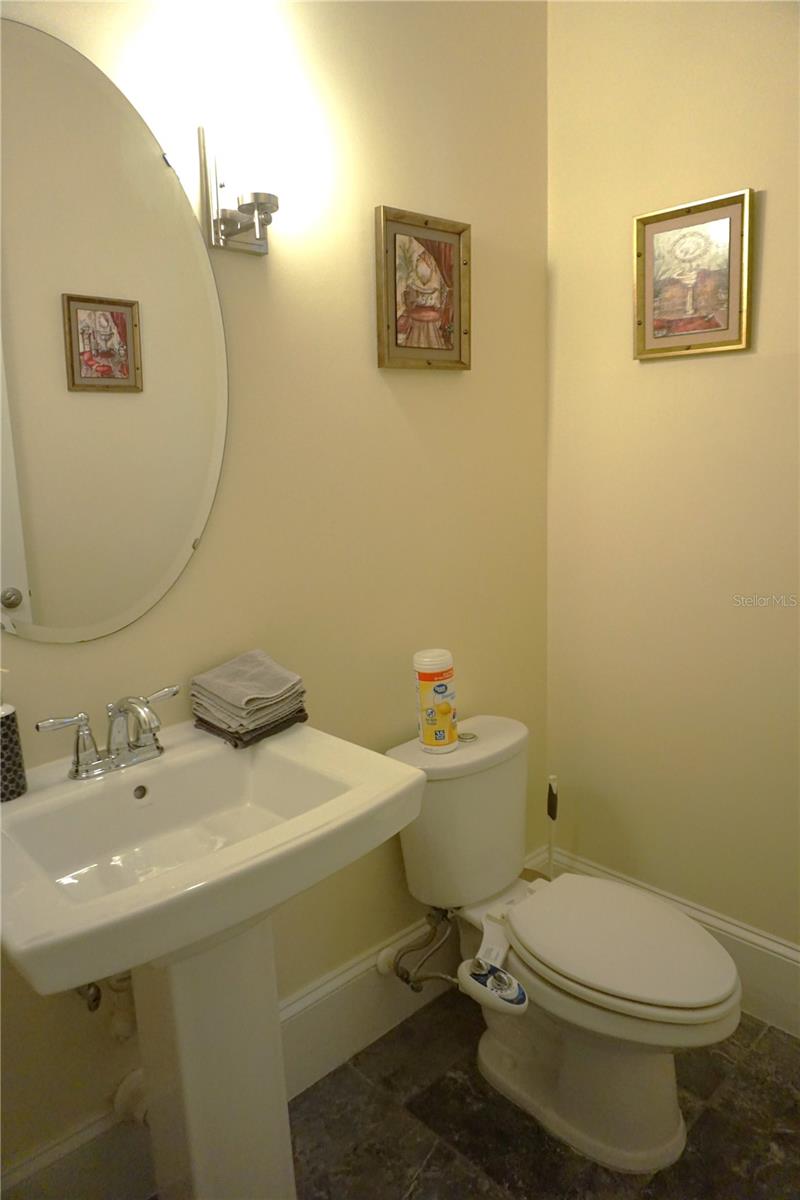 SIGNATURE LAKES PH 3B-2 & 3B-3 - Residential Lease