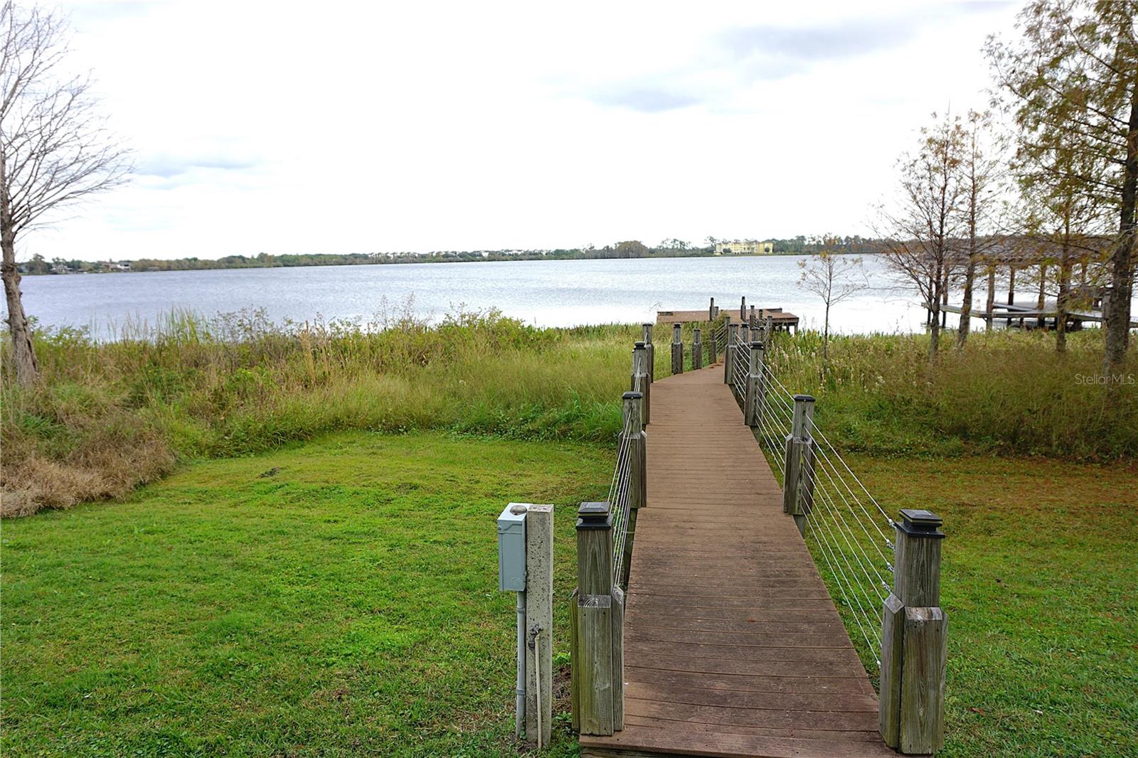 SIGNATURE LAKES PH 3B-2 & 3B-3 - Residential Lease