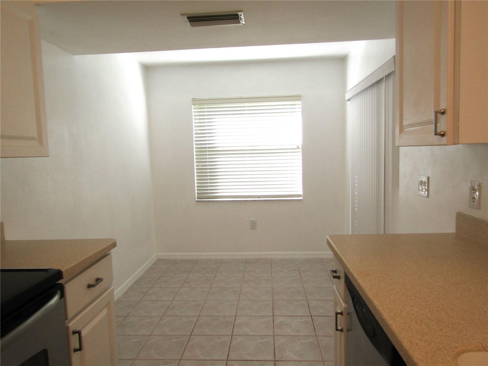 SHEFFIELD GREENE - Residential Lease