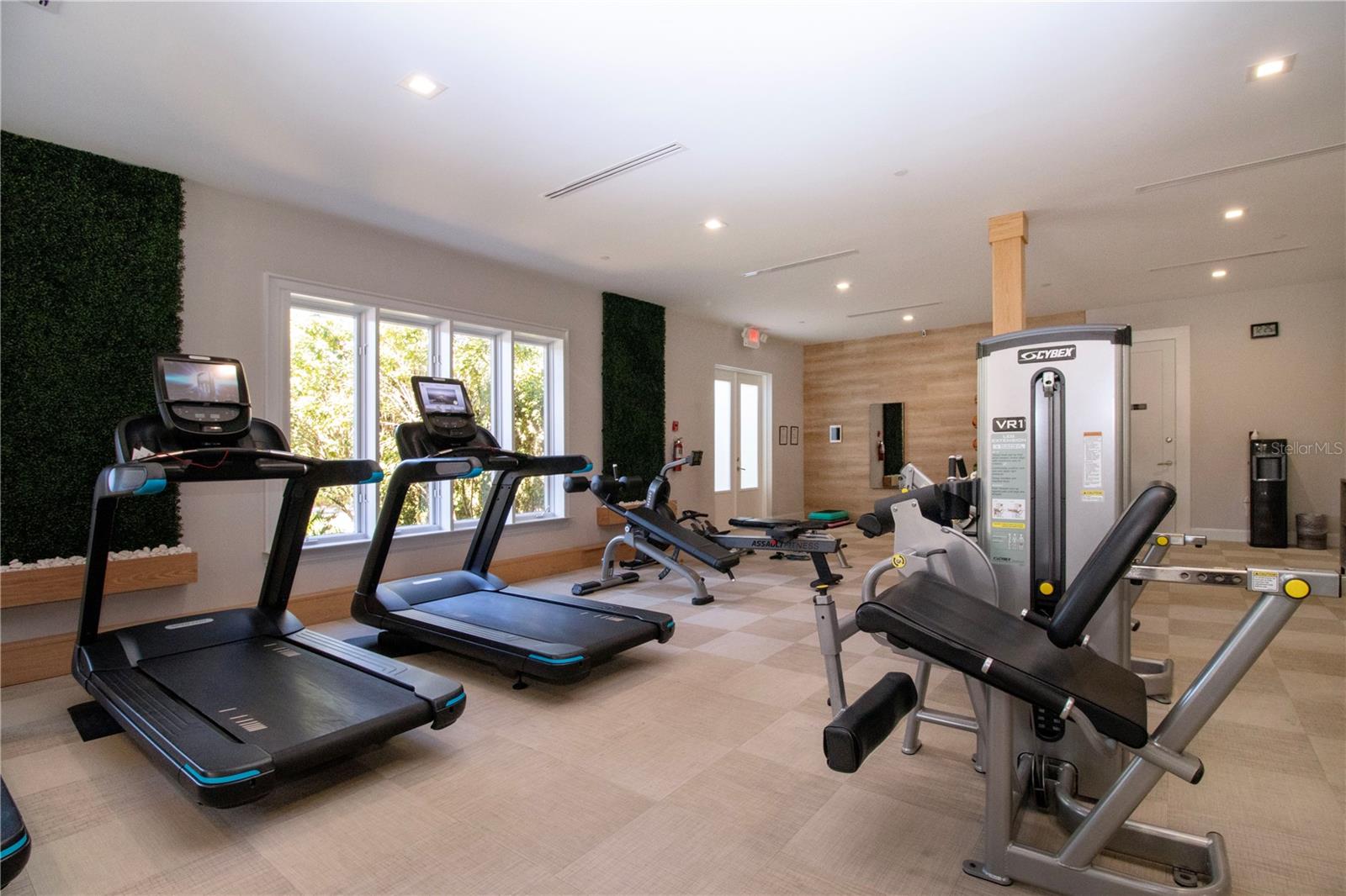 ROSEDALE ADD PH I - Residential Lease