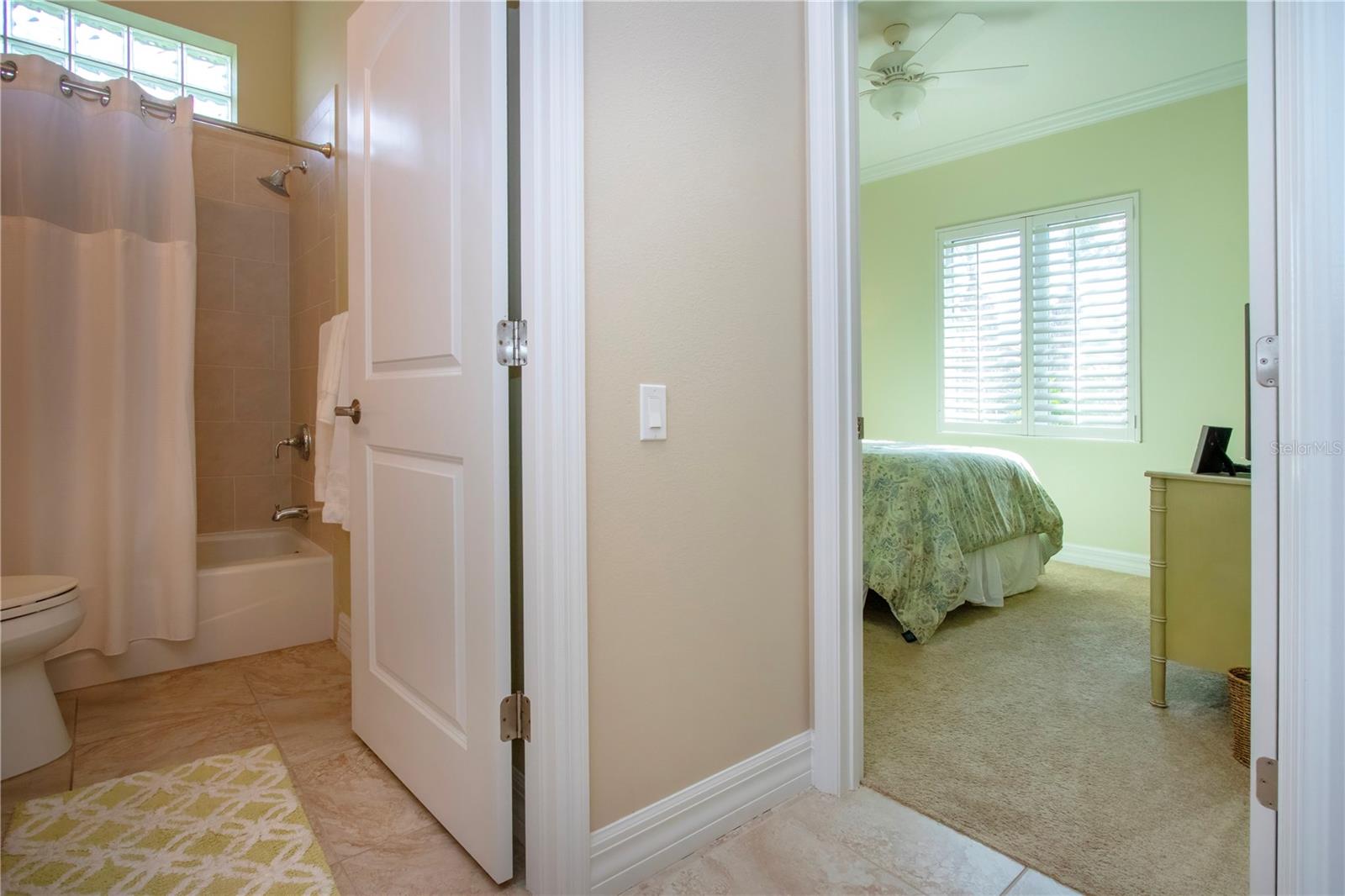 ROSEDALE ADD PH I - Residential Lease