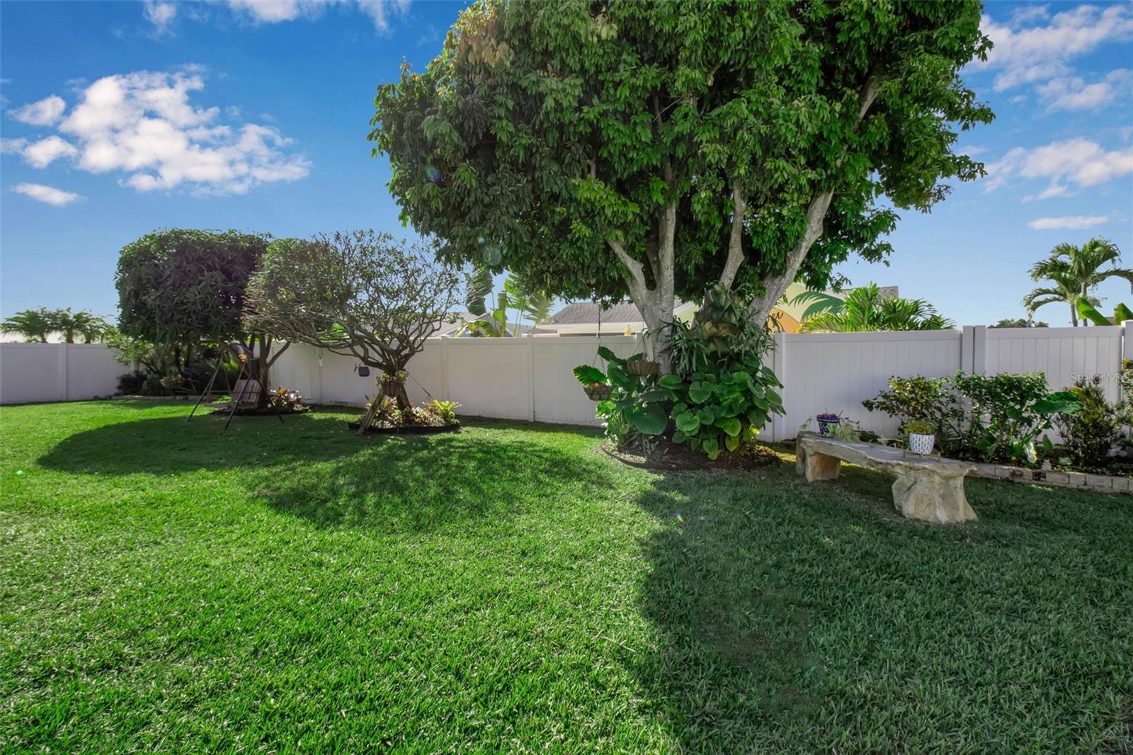 VILLAGE GREEN OF BRADENTON - Residential