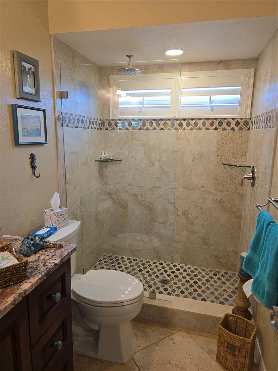 VILLAGE GREEN OF BRADENTON - Residential