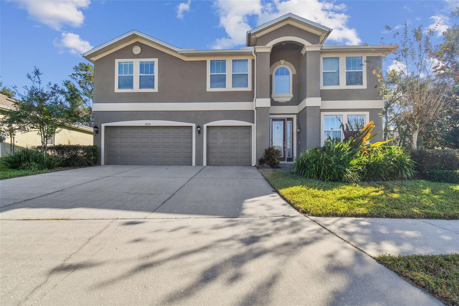2212 VALTERRA VISTA WAY