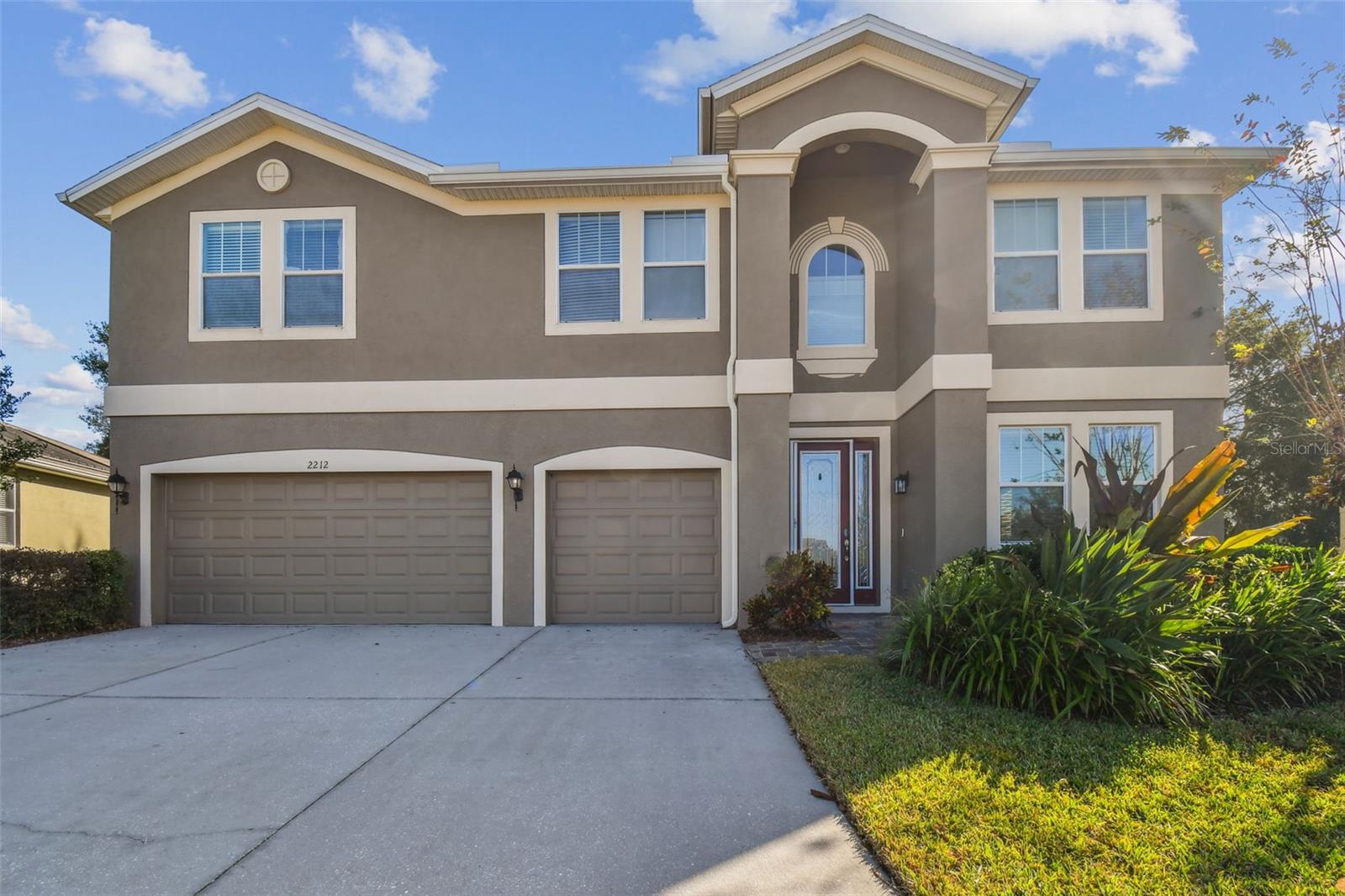 2212 VALTERRA VISTA WAY