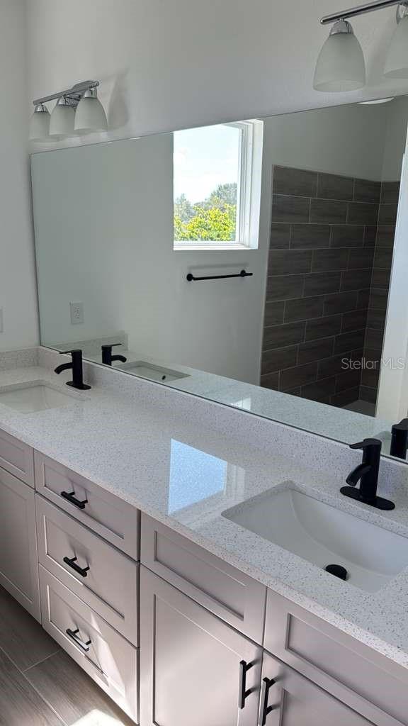 MARION OAKS UN 01 - Residential Lease