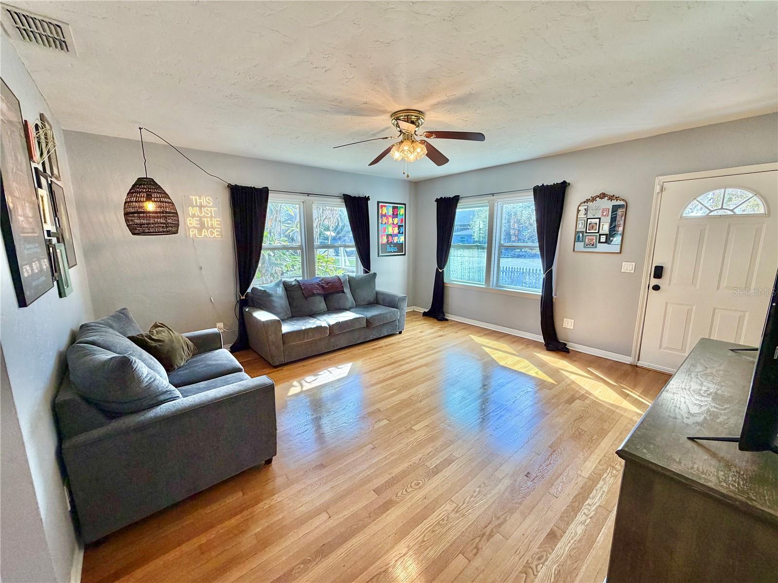 CENTRAL PARK REV - Residential