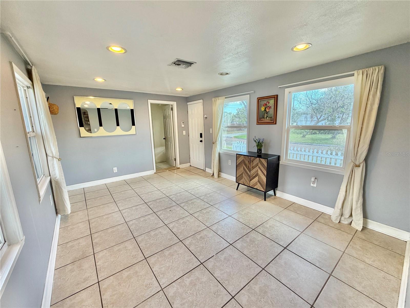 CENTRAL PARK REV - Residential