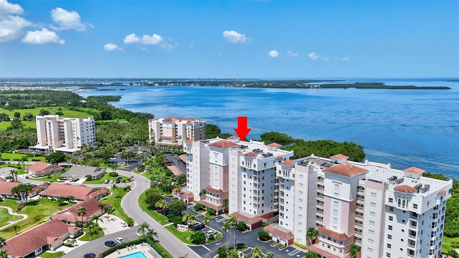 BAY CLUB PH I - Residential