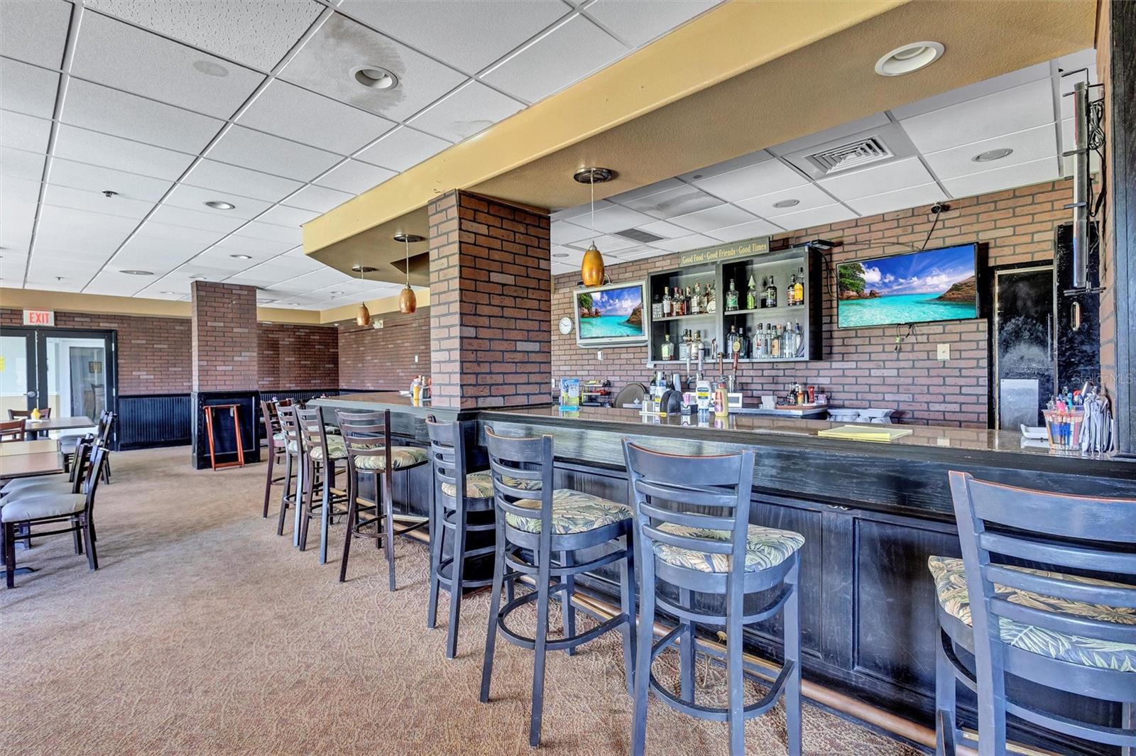 BAY CLUB PH I - Residential