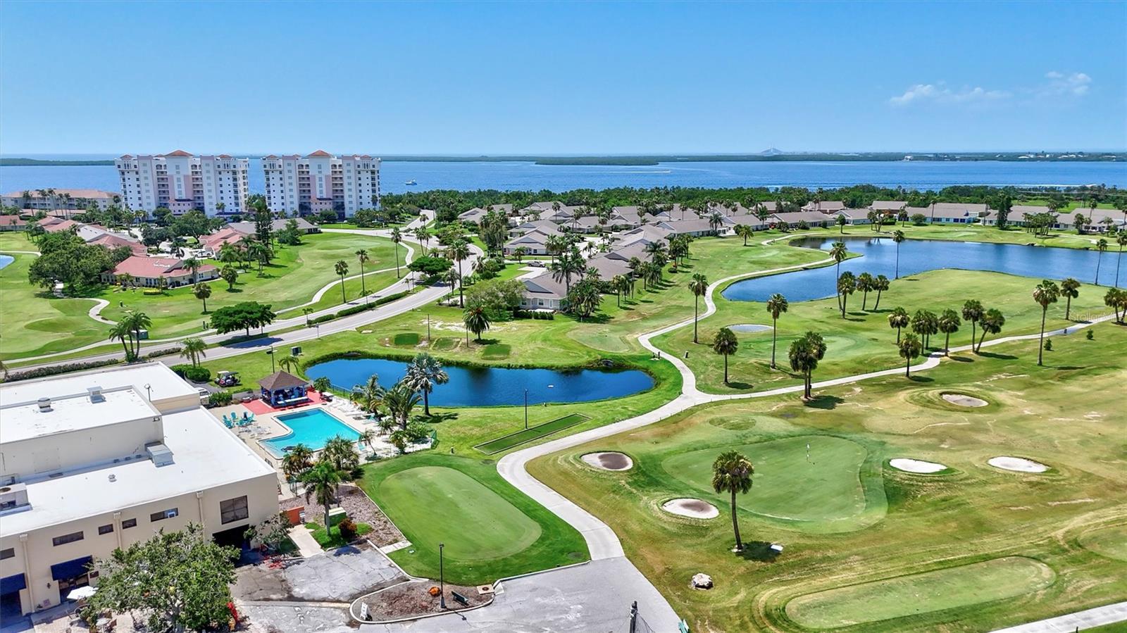 BAY CLUB PH I - Residential