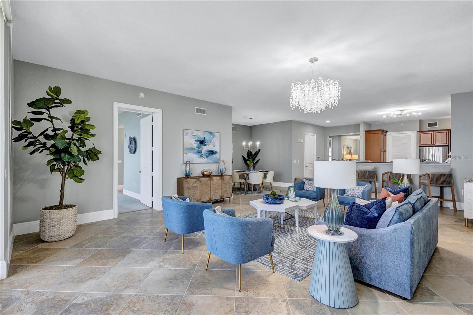 BAY CLUB PH I - Residential