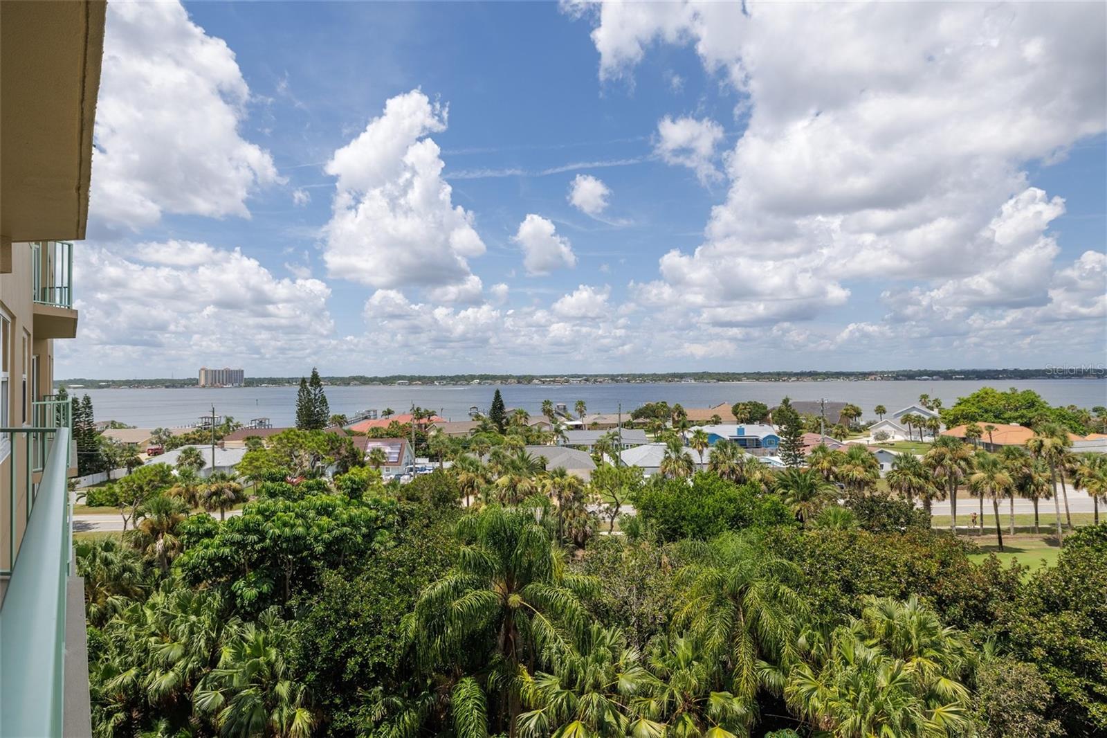 4 OCEANS WEST BOULEVARD 701C