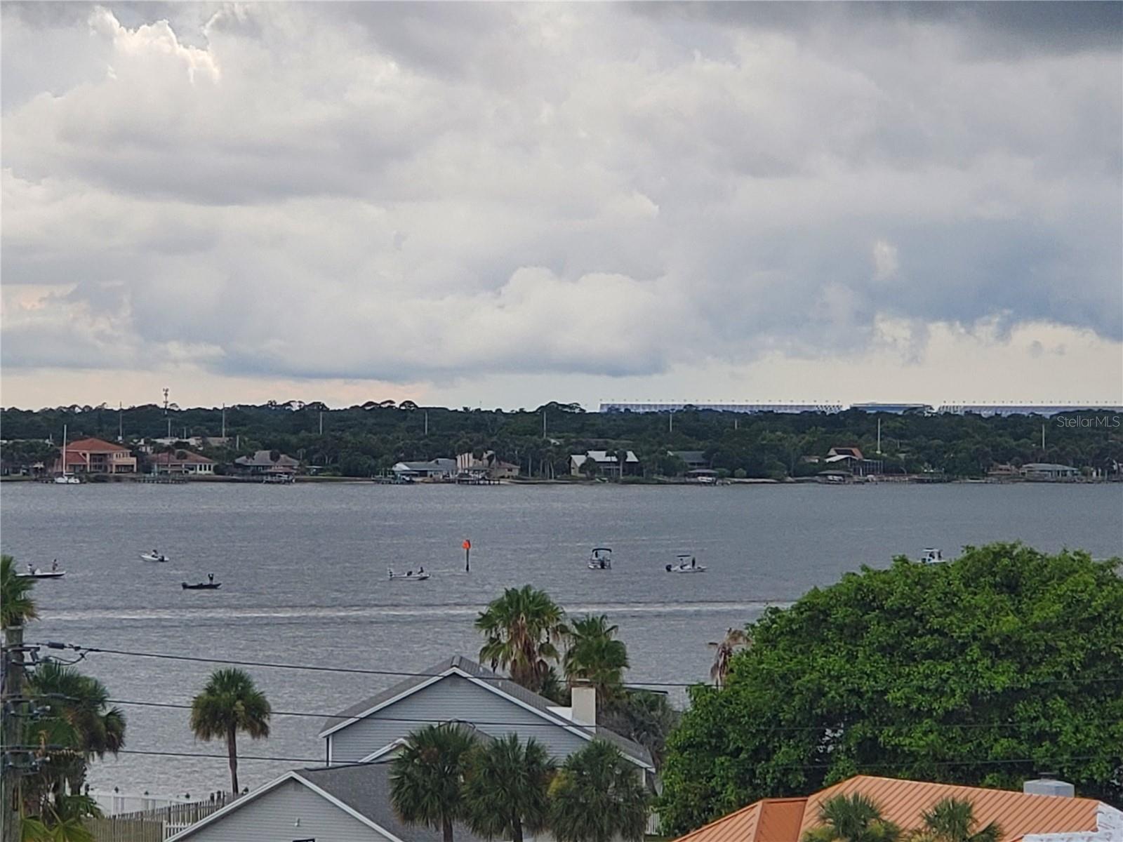 4 OCEANS WEST BOULEVARD 701C