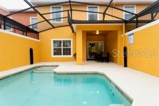 PARADISE PALLMS - Residential