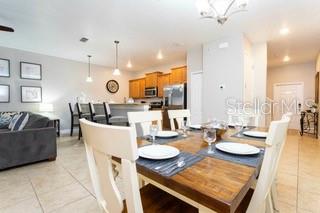 PARADISE PALLMS - Residential