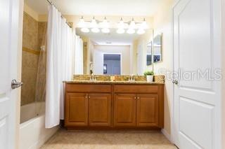 PARADISE PALLMS - Residential