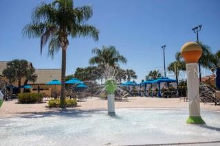 PARADISE PALLMS - Residential