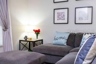 PARADISE PALLMS - Residential