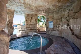 PARADISE PALLMS - Residential