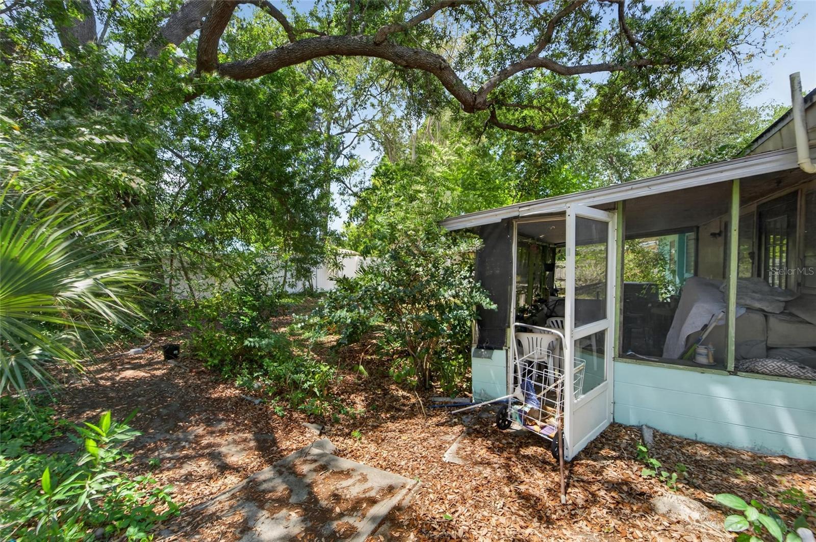 GANDY GARDENS 4 - Residential