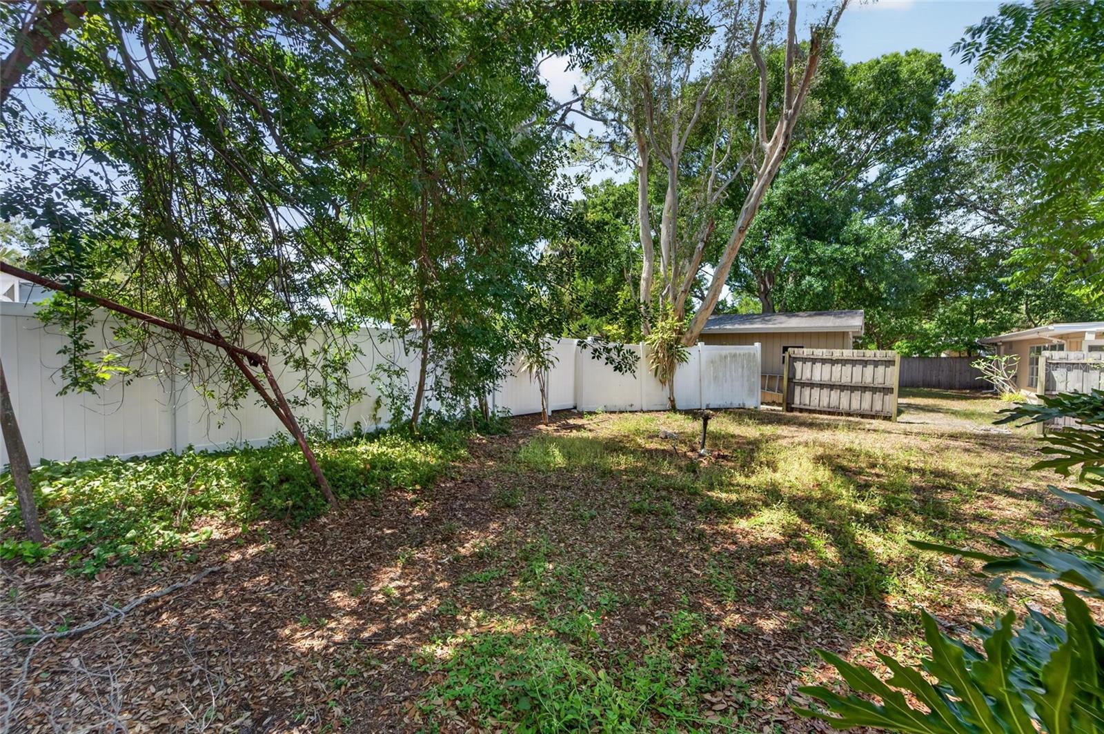 GANDY GARDENS 4 - Residential