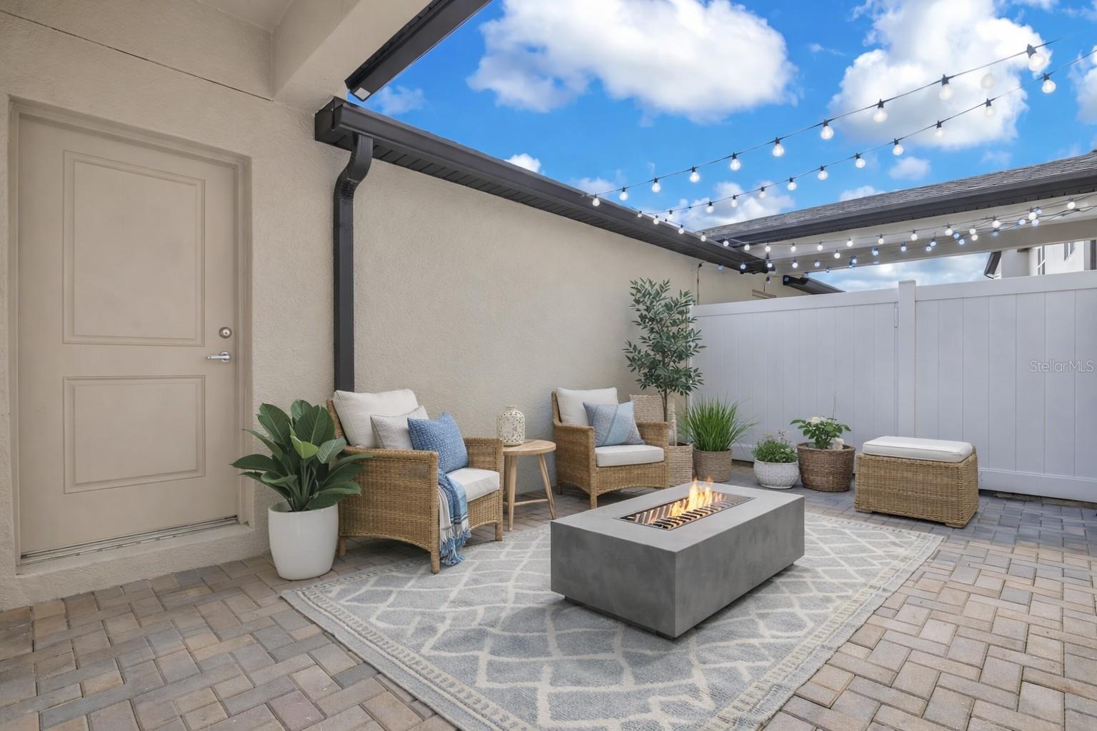 LAKEVIEW POINTE - Residential