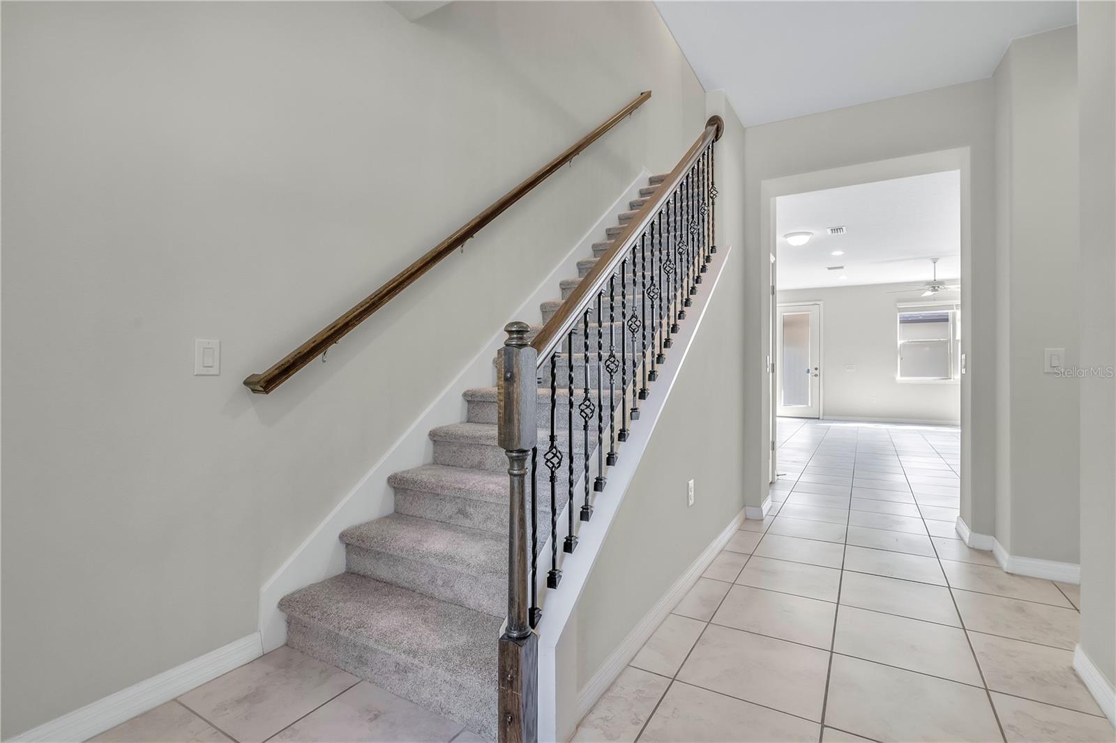 LAKEVIEW POINTE - Residential