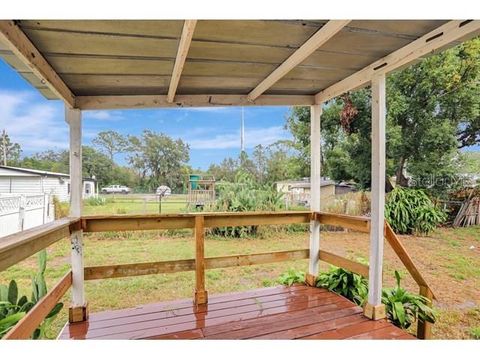 A home in WINTER HAVEN