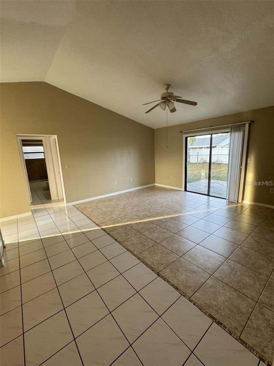 Photo of 913 San Rafael Way, Kissimmee, FL 34758 (MLS # S5150906)