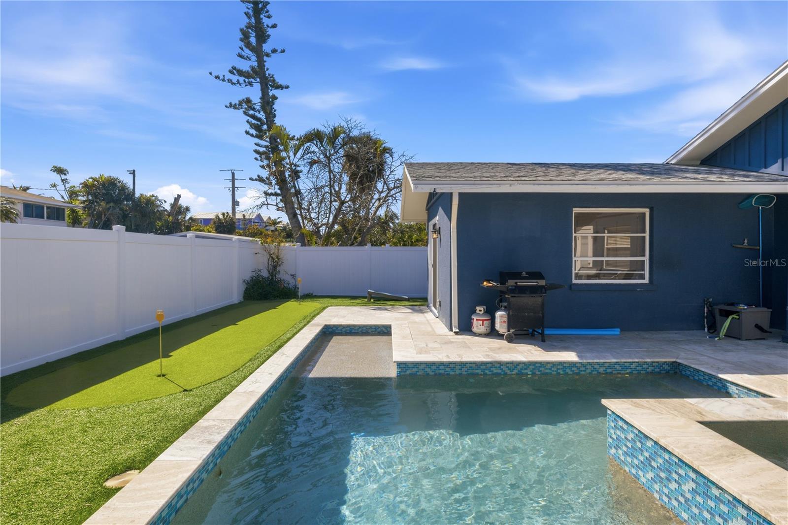 HAVERKOS COURT - Residential