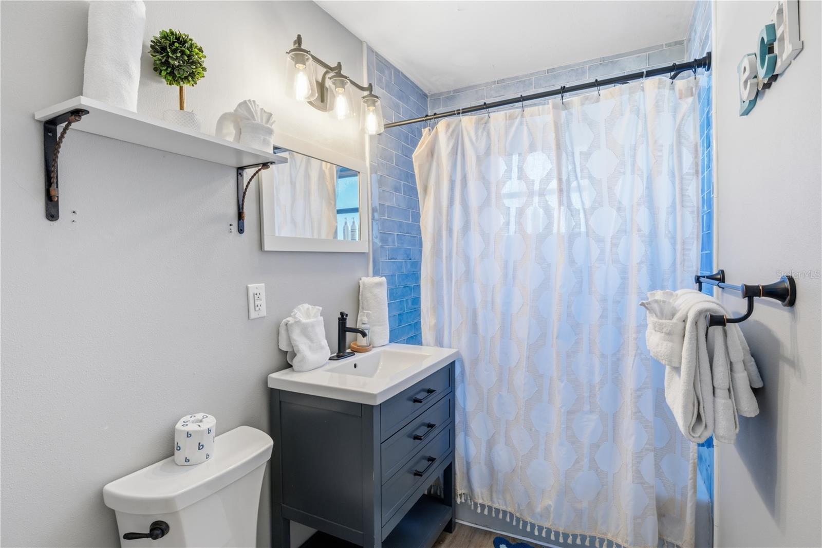 HAVERKOS COURT - Residential