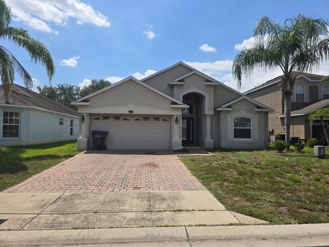 Photo of 698 Brookeshire Drive, Davenport, FL 33837 (MLS # S5132930)